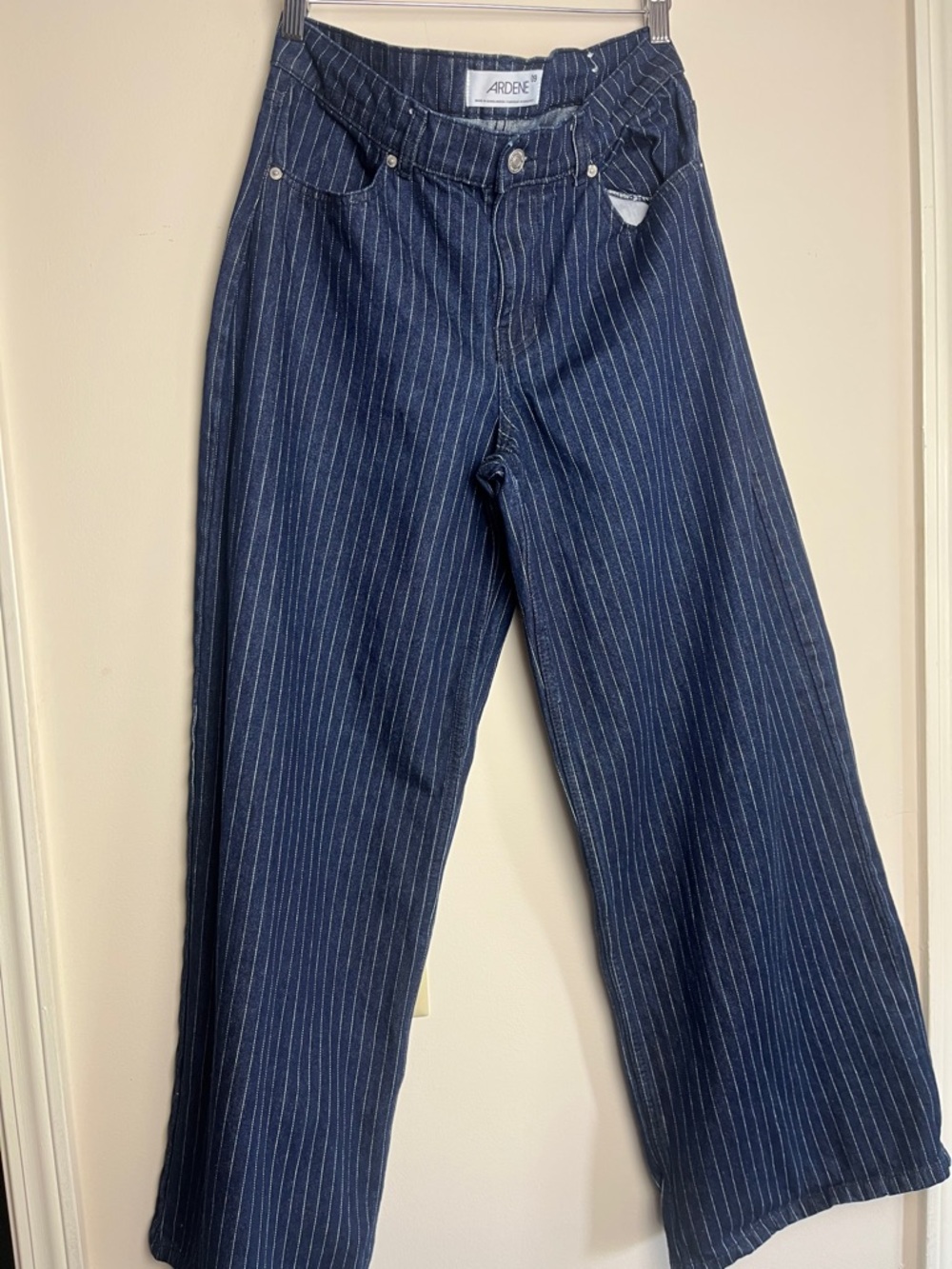 Ardene women’s Dark Blue Pinstripe Bootcut Jeansrr